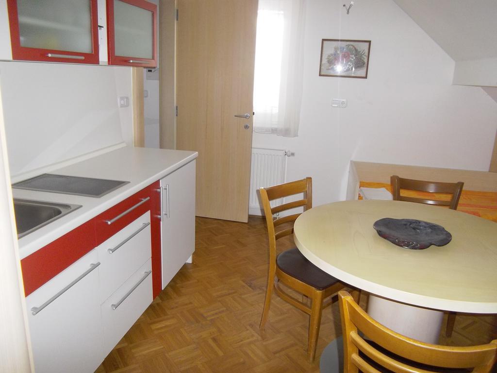 Apartmaji Kranjska Gora Phòng bức ảnh